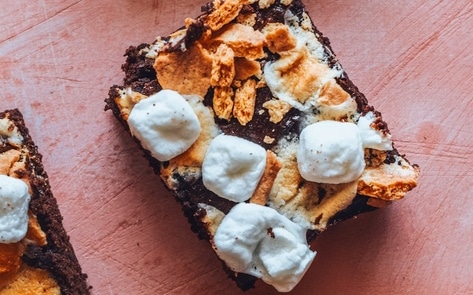 8 Vegan S'mores You Can Make Inside 