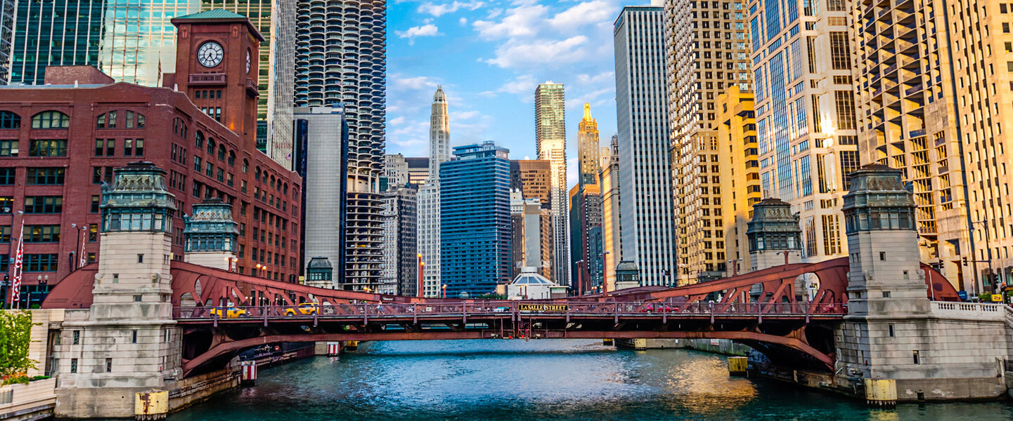 A Vegan’s 48-Hour Guide to the Windy City 