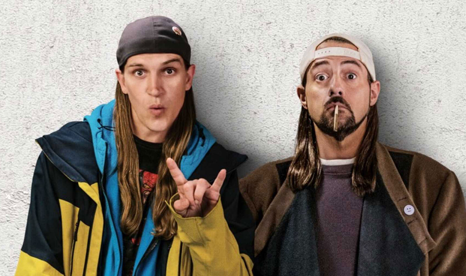 “Jay and Silent Bob” Scarf Down Spicy Vegan Wings to Promote Film Reboot 