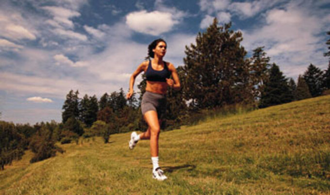 vnd-woman-running