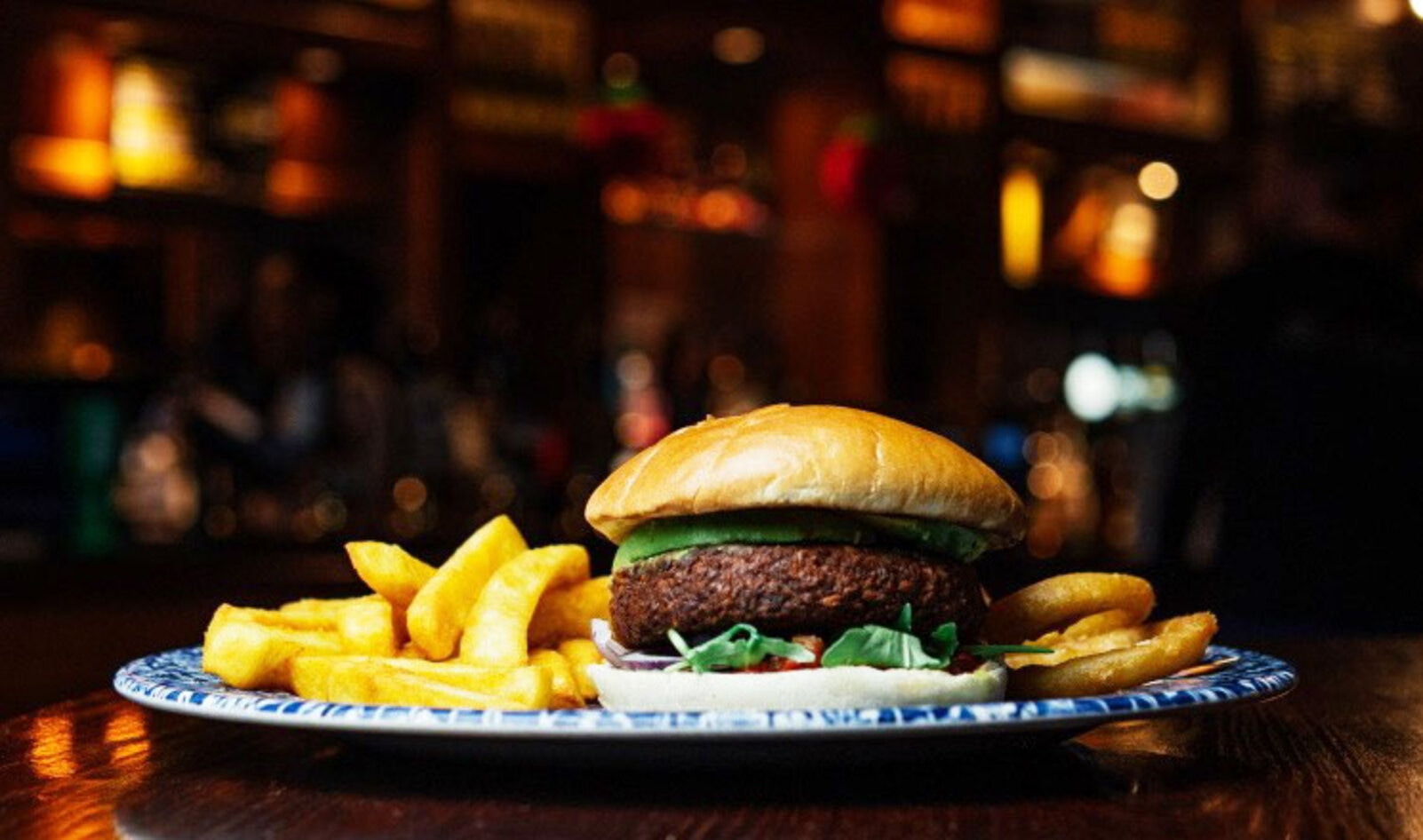 UK Chain Wetherspoons Adds Its First Vegan Burger to 880 Locations&nbsp;
