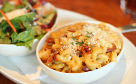 Mac & Cheeza Preview