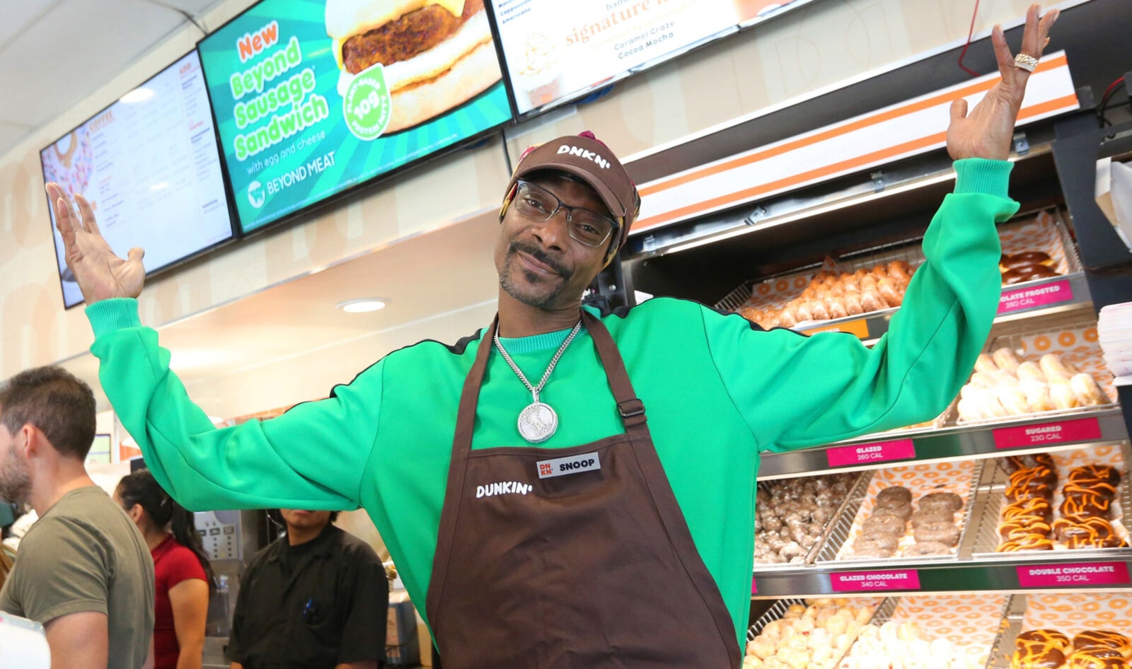 Snoop Dogg Admits to Sneaking Vegan Meat into Family Meals