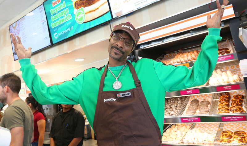Snoop Dogg Serves up Dunkin's Beyond Breakfast Sandwiches to Kick off Nationwide Rollout - VegNews