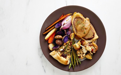 10 Vegan Thanksgiving Entrees That Keep Turkeys Off the Table
