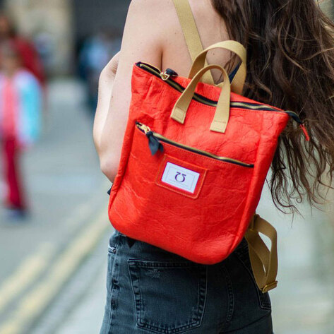Handbag Brand Replaces Leather with Pineapple Leaves to Go Vegan
