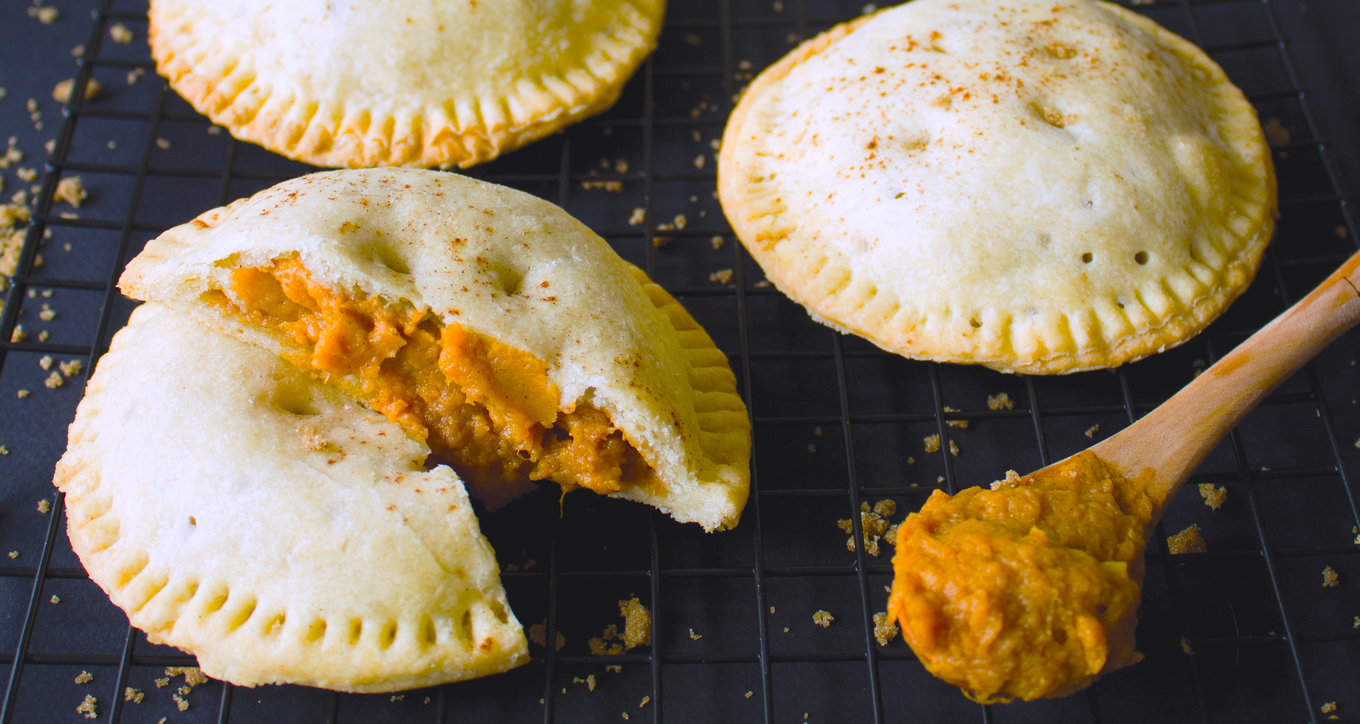 VegNews.SweetPotatoHandPies