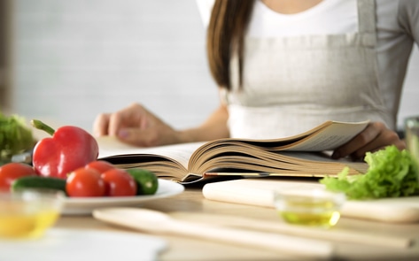 Create the Ultimate Thanksgiving With These 8 Vegan Cookbooks 