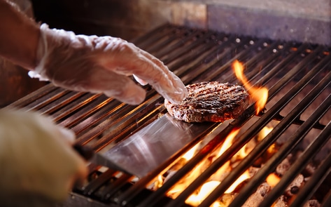 Personal Purity and the Vegan Politics of a Shared Burger Grill 