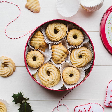 Stop Everything and Eat These 9 Vegan Christmas Cookies Immediately