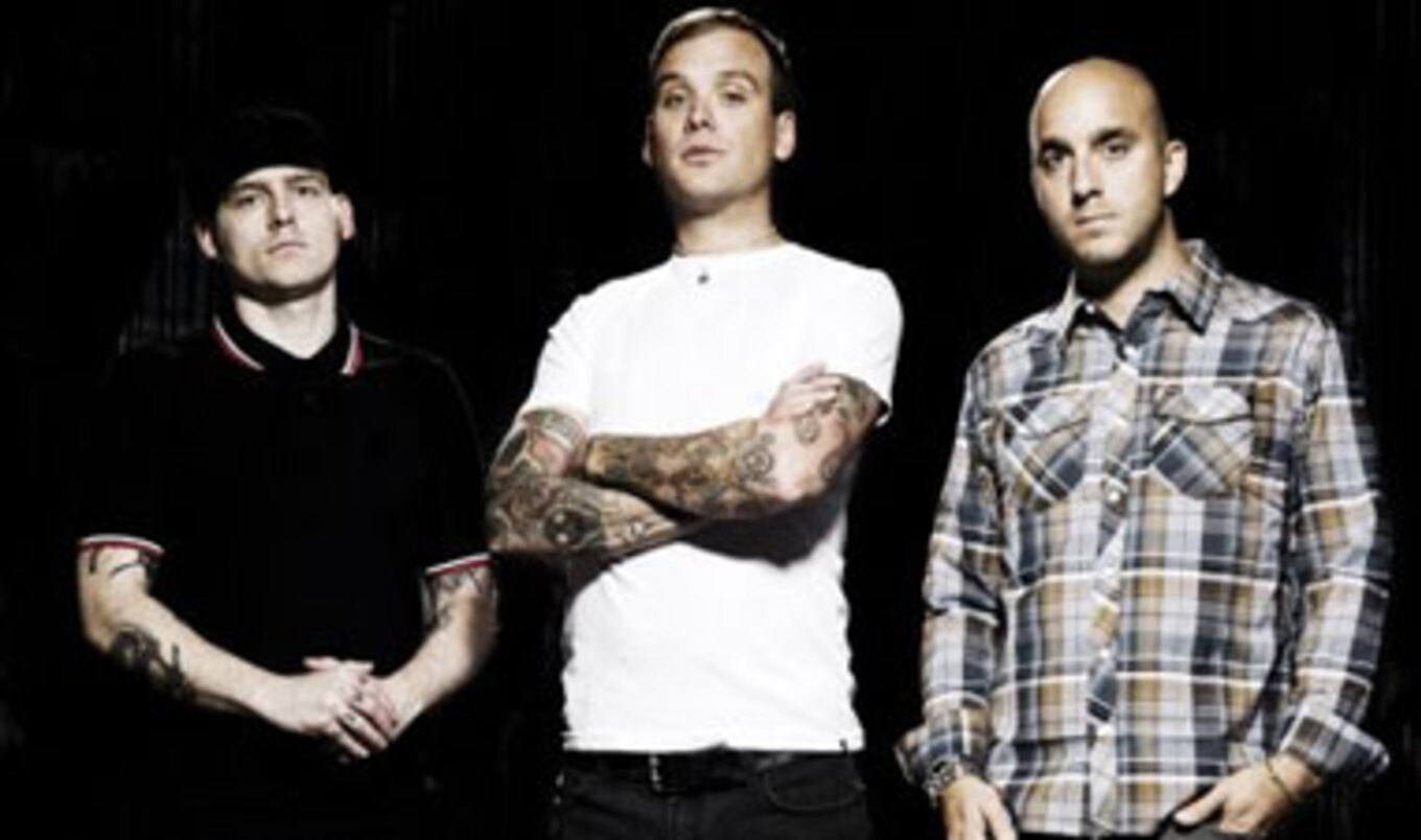 Alkaline Trio Tops Charts