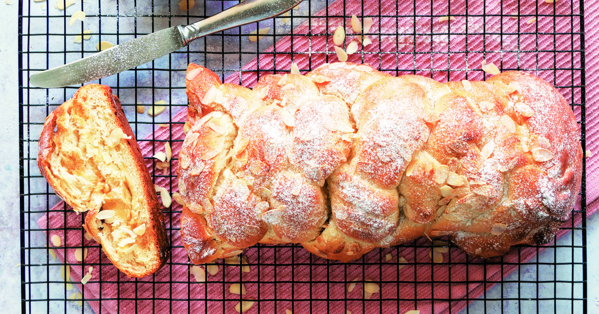 8 Vegan Challahs for Every Night of Hanukkah - Vimarsana News
