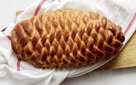 8 Vegan Challahs for Every Night of Hanukkah 