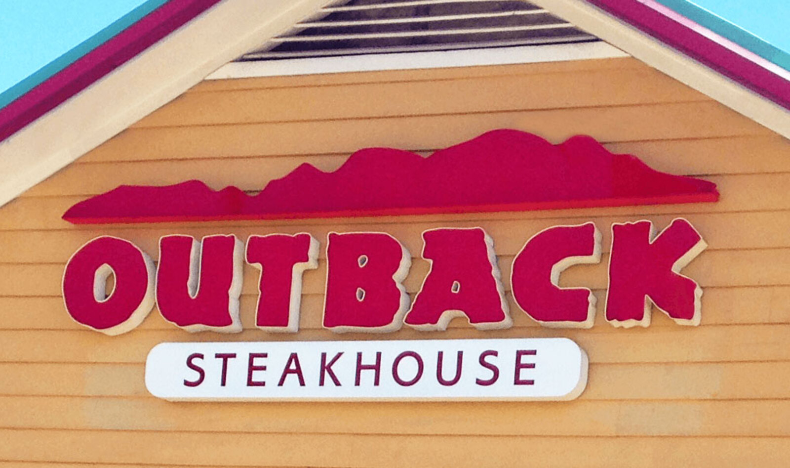 Outback Steakhouse to Launch Vegan Burger in Brazil
