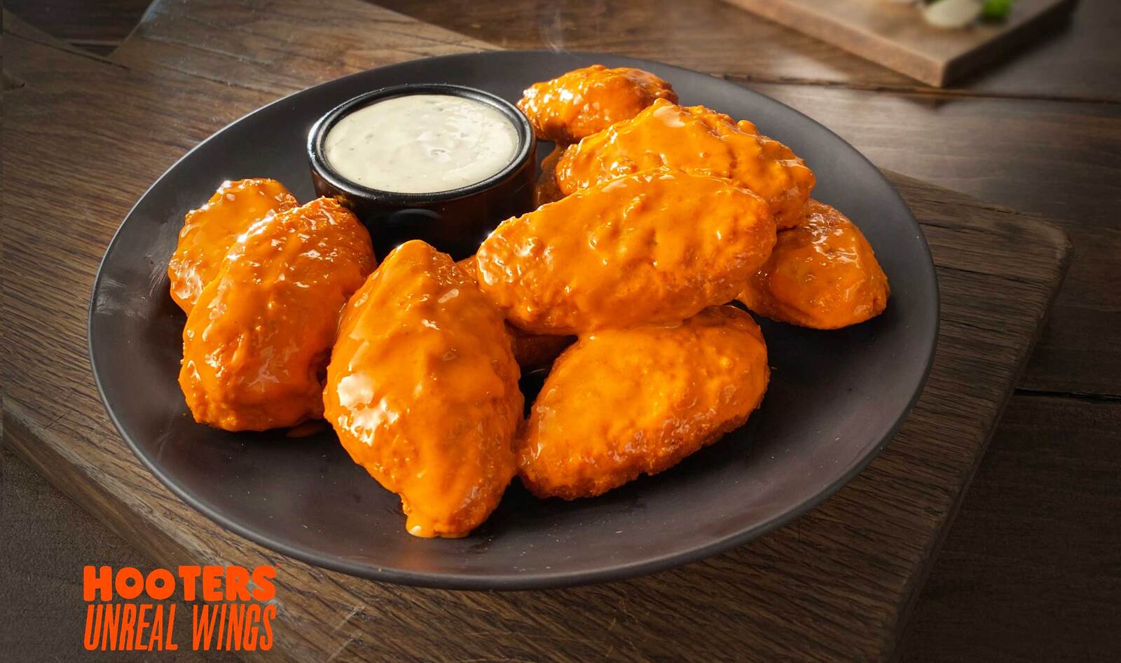 Hooters Launches Its First Meatless Hot Wings, Misses Vegan Opportunity by Adding Eggs