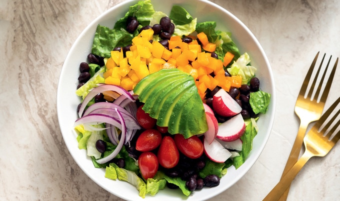 VegNews.SouthwestSalad