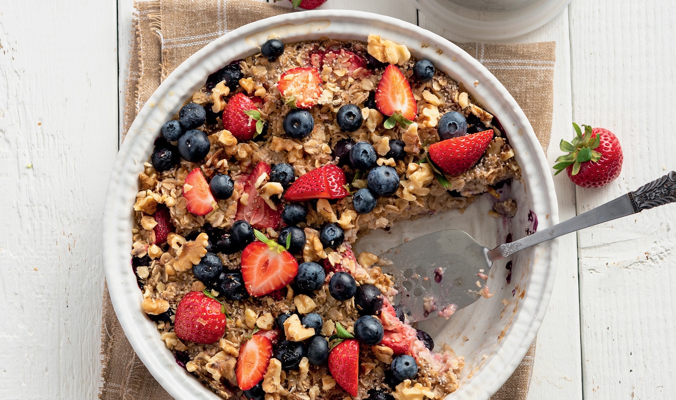 Vegan Baked Berry Oatmeal