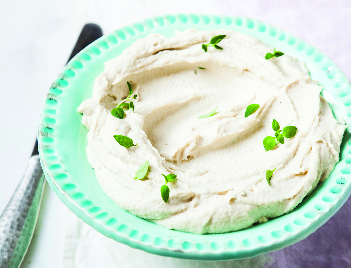 VegNews.VeganCreamCheese