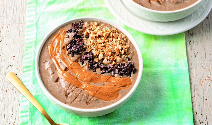 Vegan Chocolate Peanut Butter Smoothie Bowl