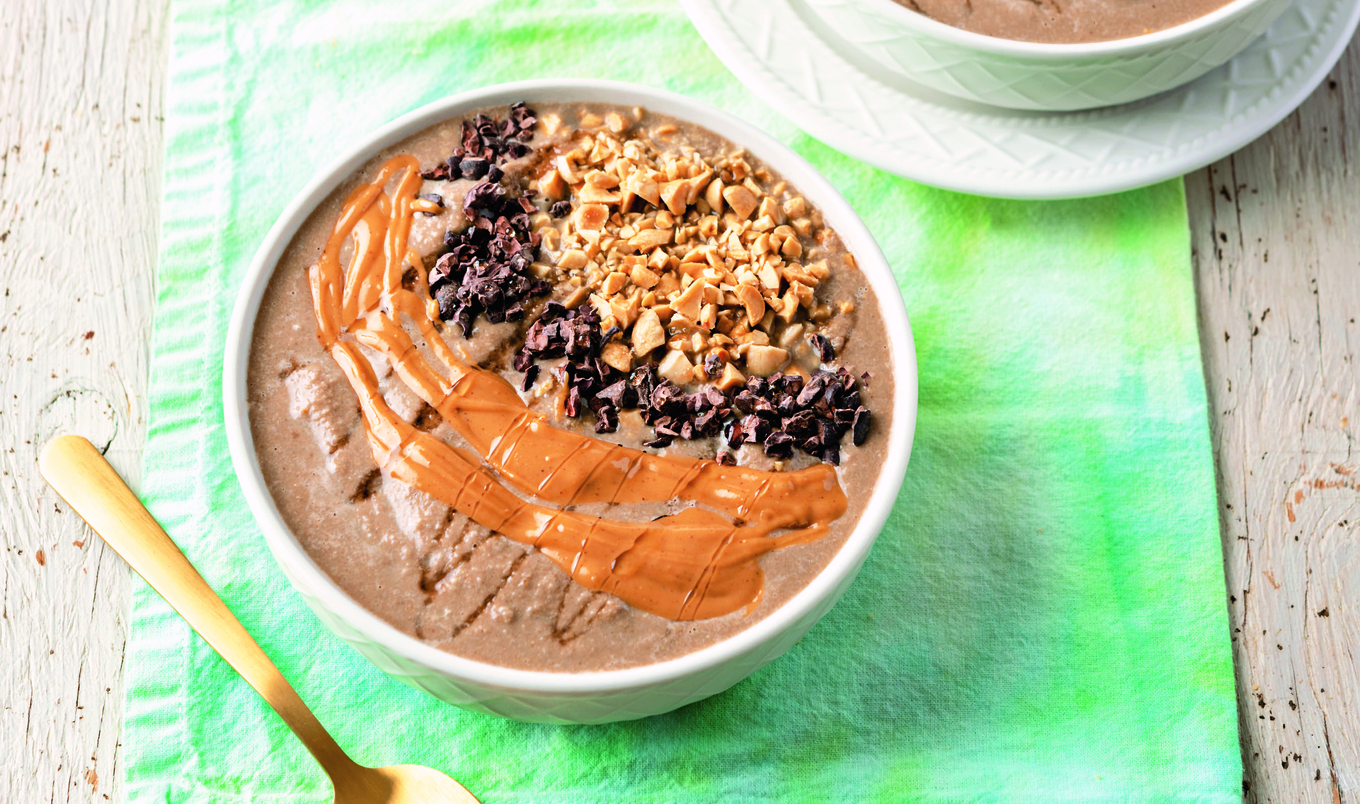 Chocolate Peanut Butter Smoothie Bowl