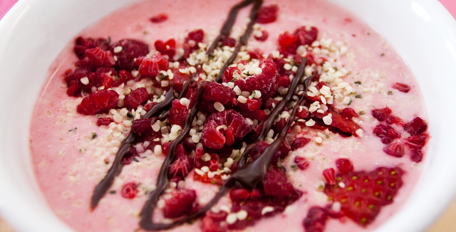 Chocolate-Covered Strawberry Vanilla Smoothie Bowl