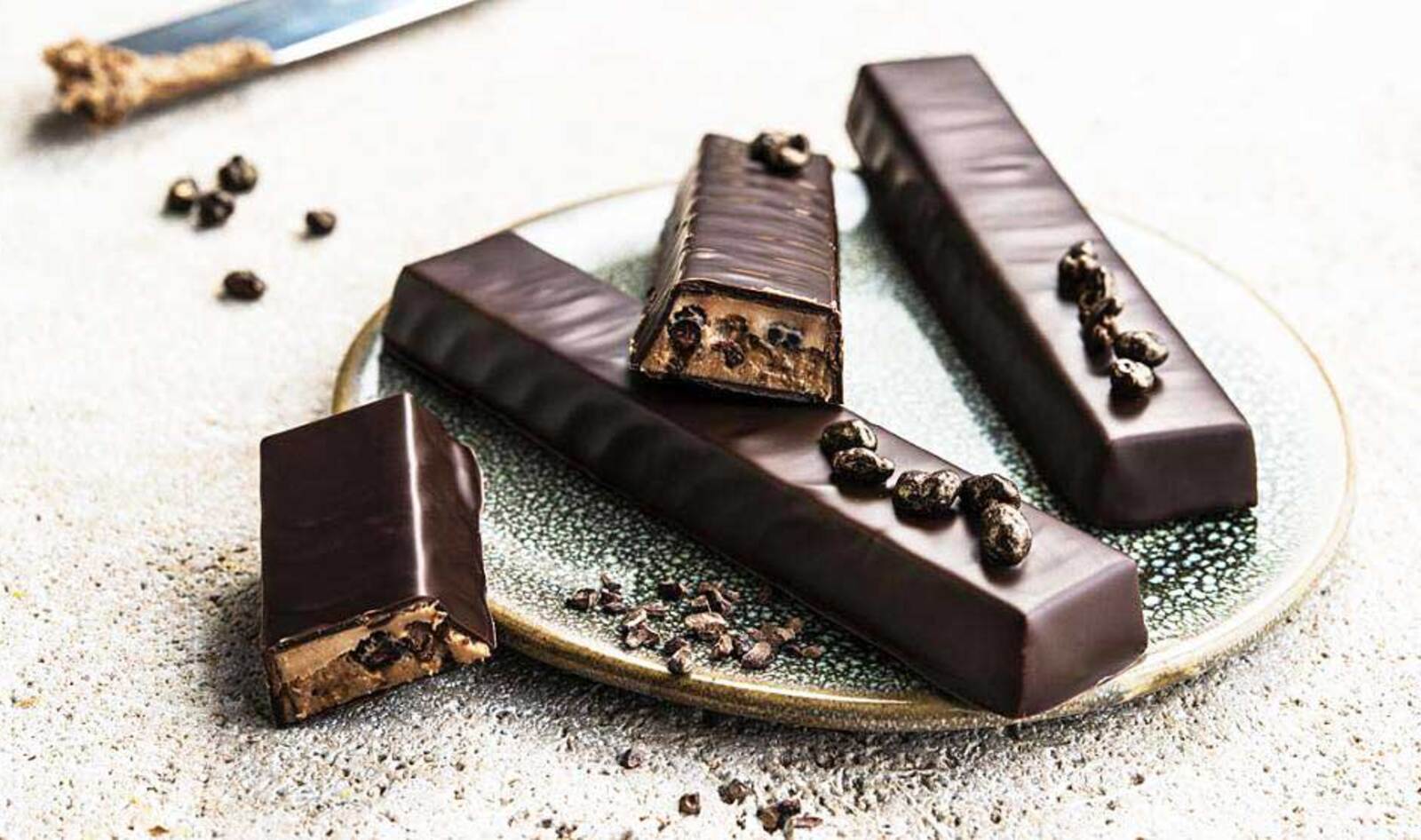 VegNews.BarryCallebautVegan2