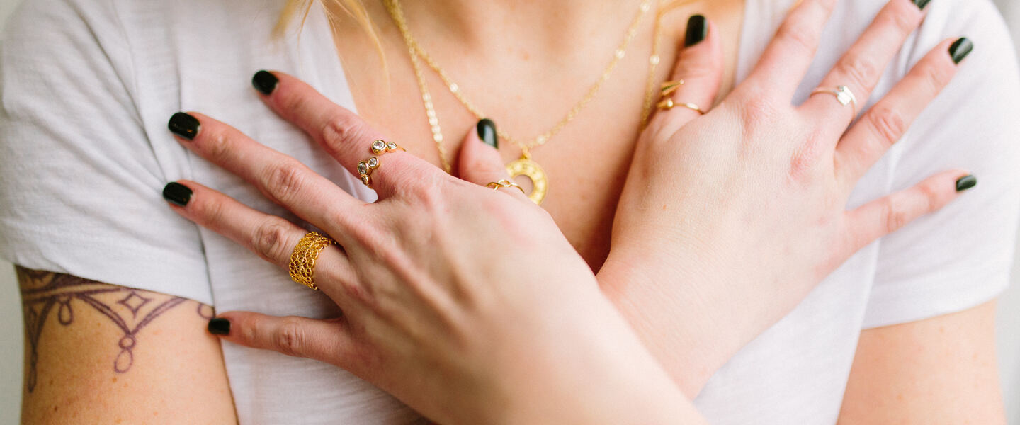 8 Vegan Women-Owned Jewelry Brands We’re Crushing On