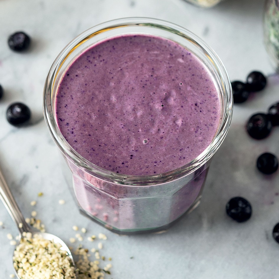 Meal-Prep This Tropical Vegan Blueberry Smoothie