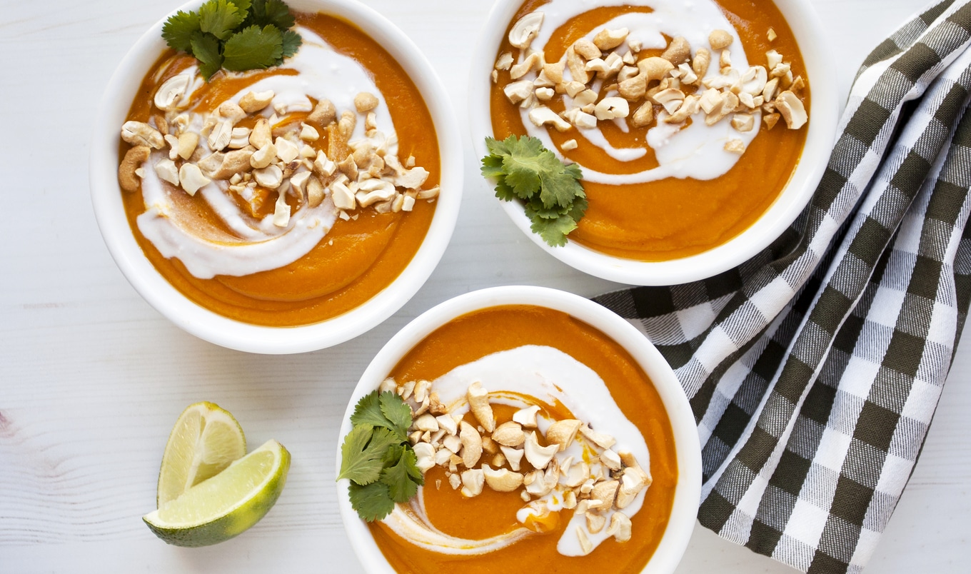 Vegan Carrot Ginger Turmeric Soup