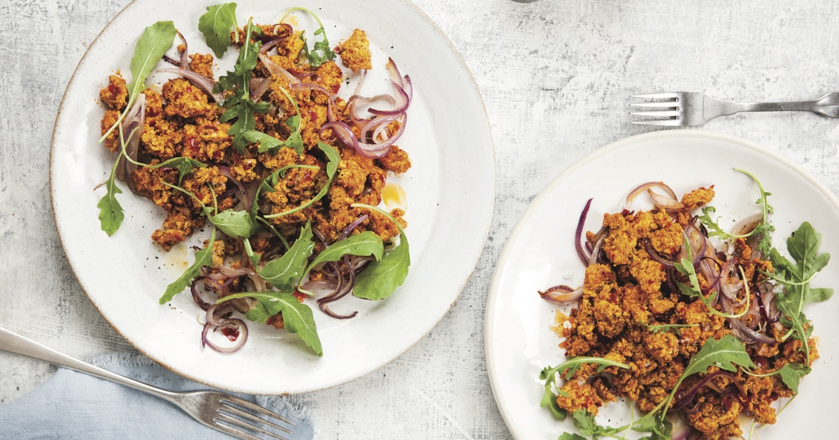 Harissa-Spiced Tofu Scramble | VegNews