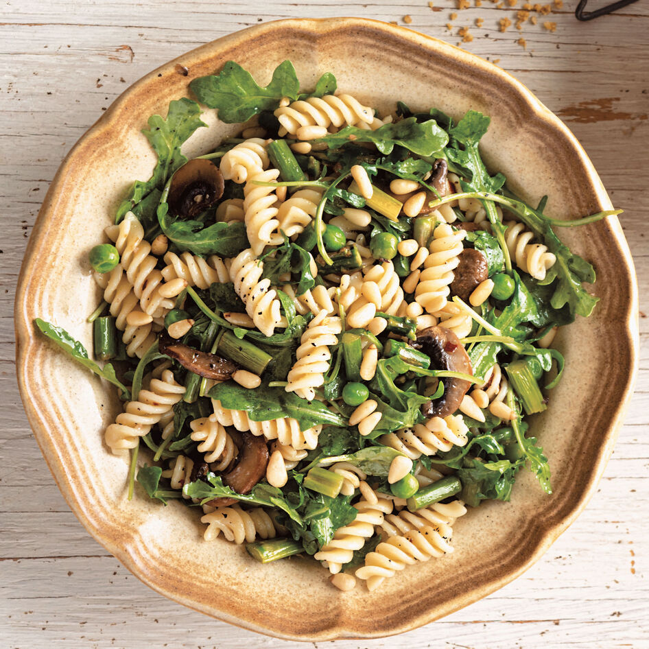 Lemony Spring Pasta With Arugula