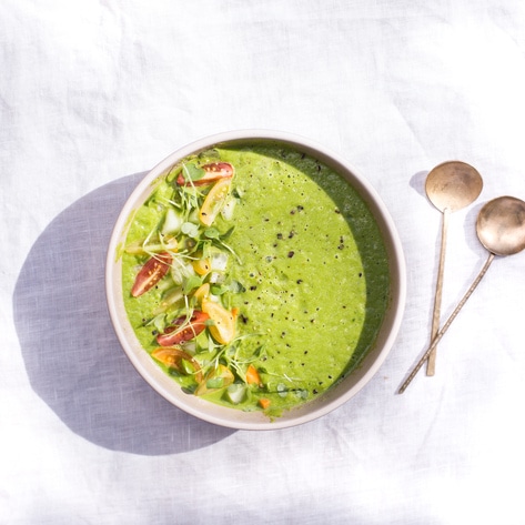 Raw Spicy Vegan Avocado-Jalapeño Soup
