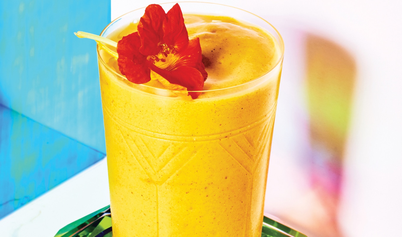 The Best Vegan Tropical Turmeric Smoothie