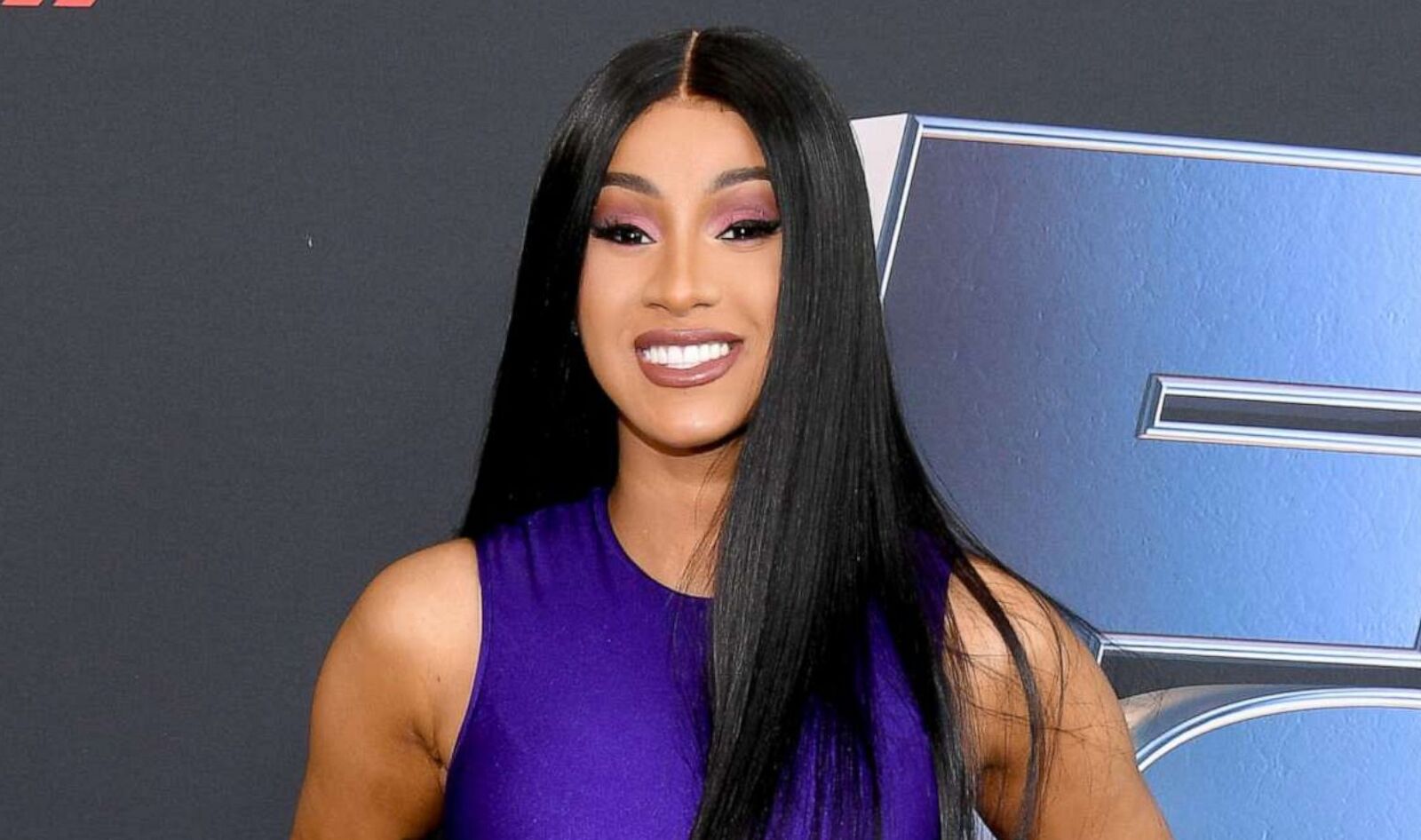 Cardi B Donates 20,000 Vegan Meal Replacements to NYC Hospitals 