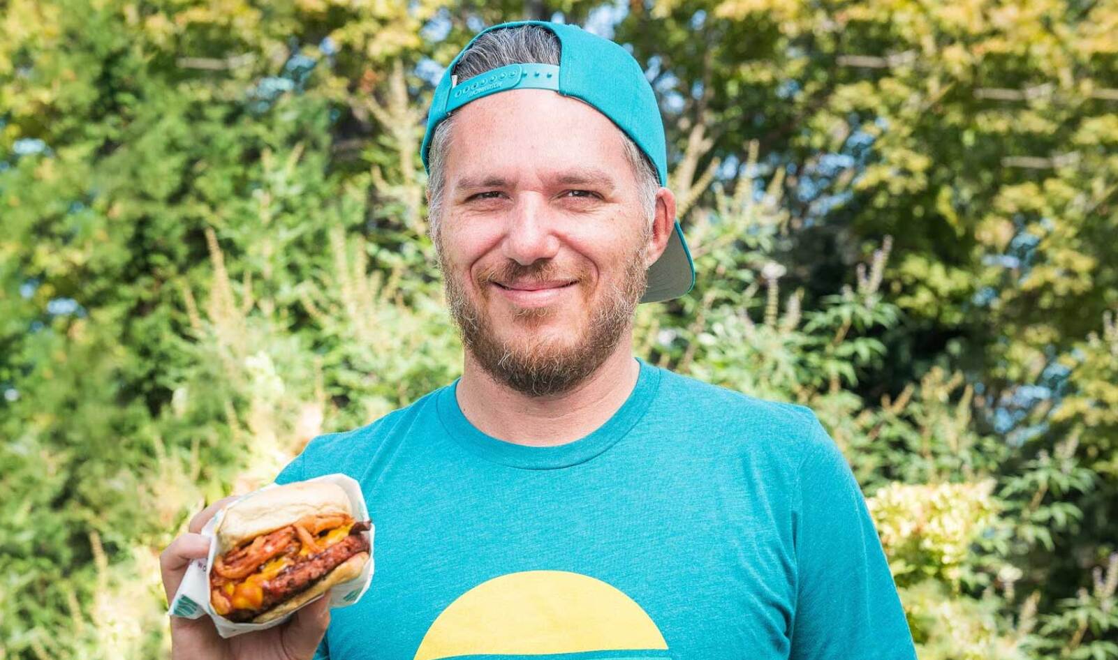 Washington, DC: You Can Now Get Vegan Cheeseburgers Made by a <i>Top Chef</i> Alum Delivered to Your Door&nbsp;