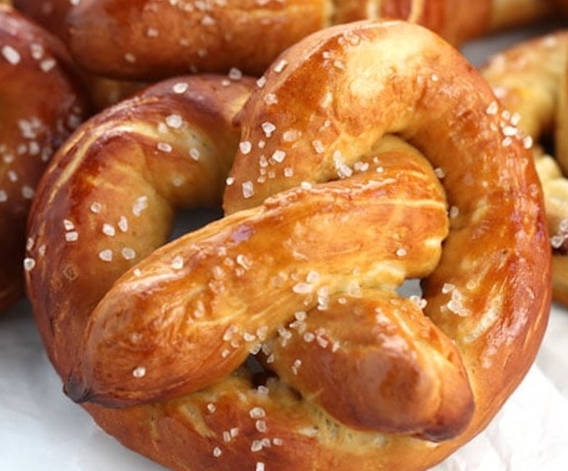 VegNews.softpretzel Cropped
