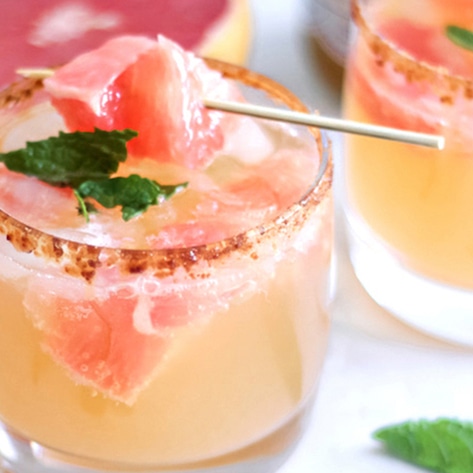 VegNews.Kombuchamocktail