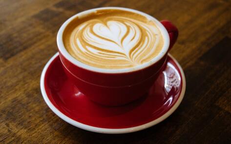 The 5 Best Vegan Milks For Making Lattes at Home