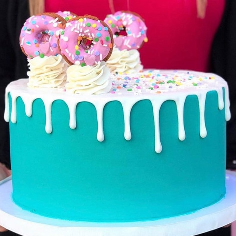 Vegan Bakery Launches At-Home Birthday Party Kit With Candles, Confetti, and Balloons 