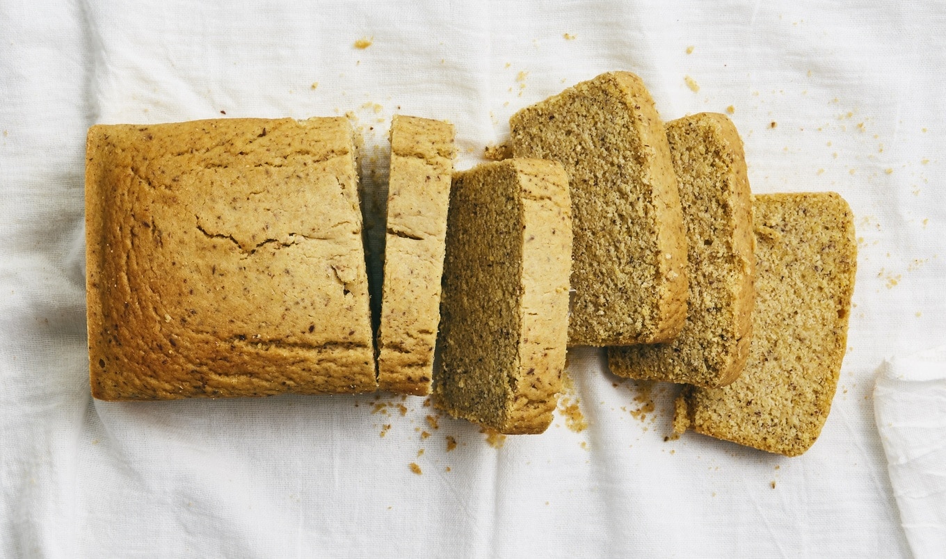 Thanksgiving Vegan Cornbread Loaf