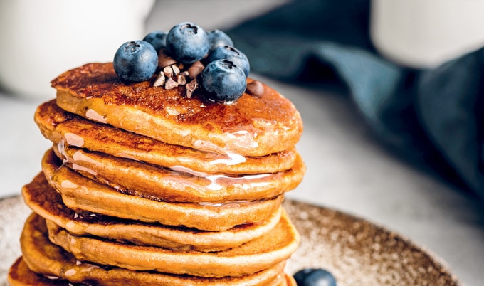 Fluffy Vegan Oat Milk Pancakes