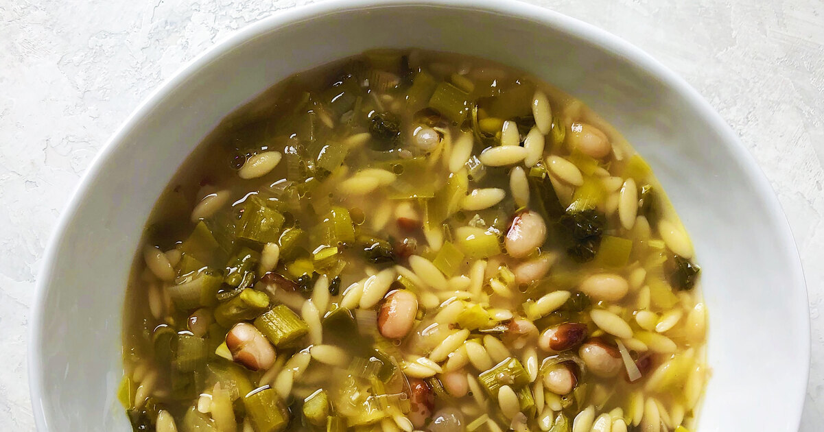 Vegan Asparagus Leek Minestrone Soup | VegNews