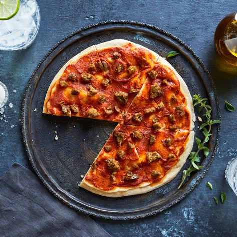 You Can Now Gift Dad a Box Filled With 8 Vegan Pizzas, 4 Vegan Wines for Father’s Day