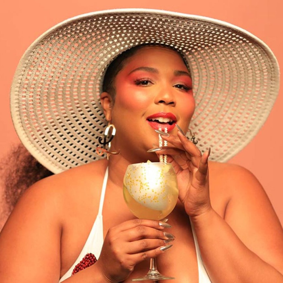 Lizzo Makes Vegan Fried Chicken and Biscuits With JUST Egg on TikTok