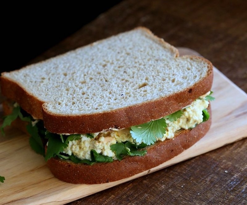 VegNews.tofueggsalad Cropped