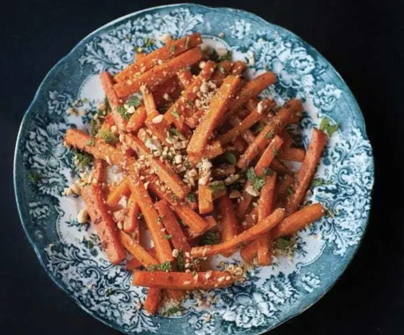 VegNews.carrotsalad Cropped