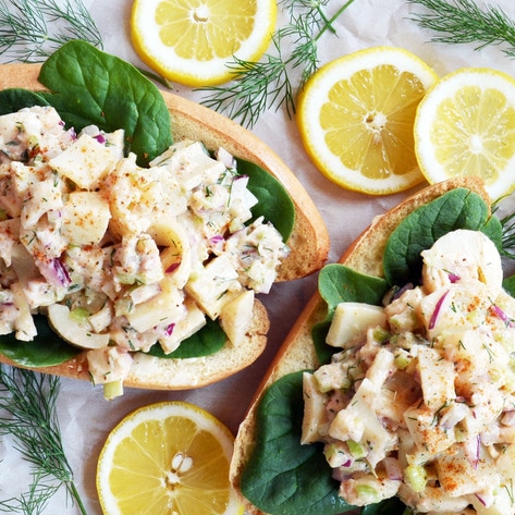 Easy Vegan Lobster Rolls With Hearts of Palm