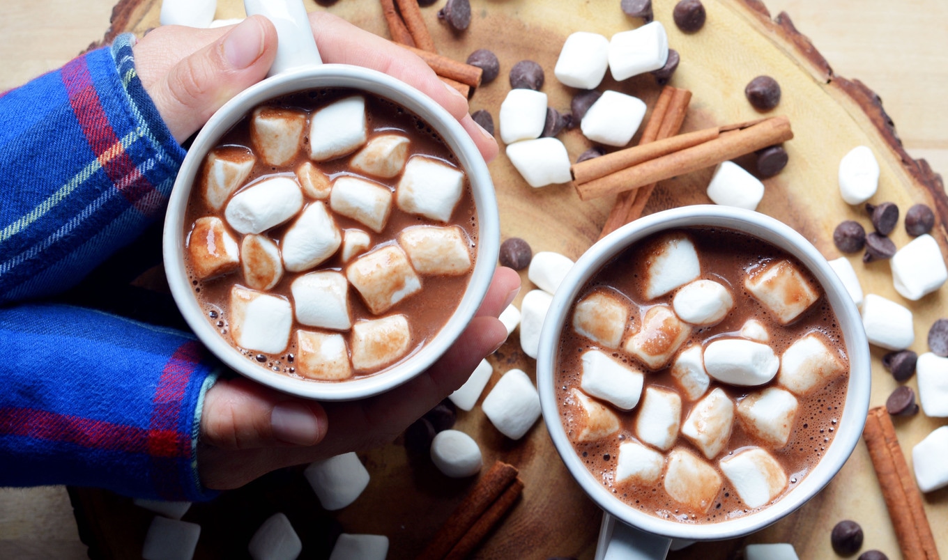 Creamy Vegan Almond Hot Chocolate 