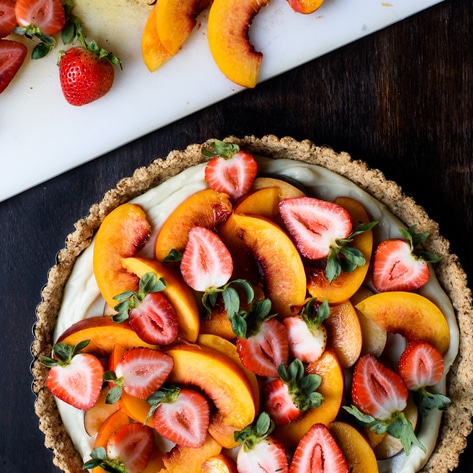 Vegan Summer Fruit Tart with Vanilla Custard and Pecan-Oat Crust