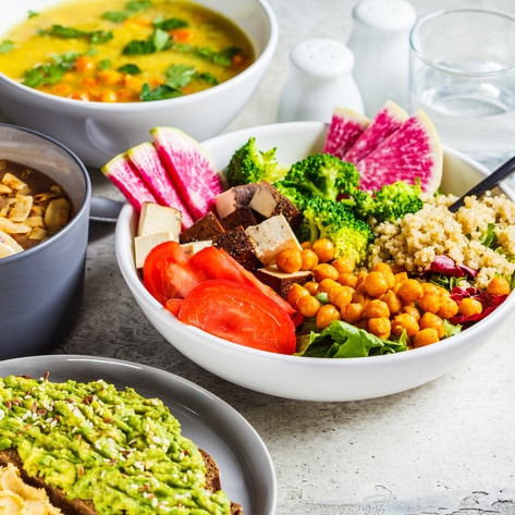New Job Pays Meat-Eaters $2,500 to Go Vegan for 30 Days